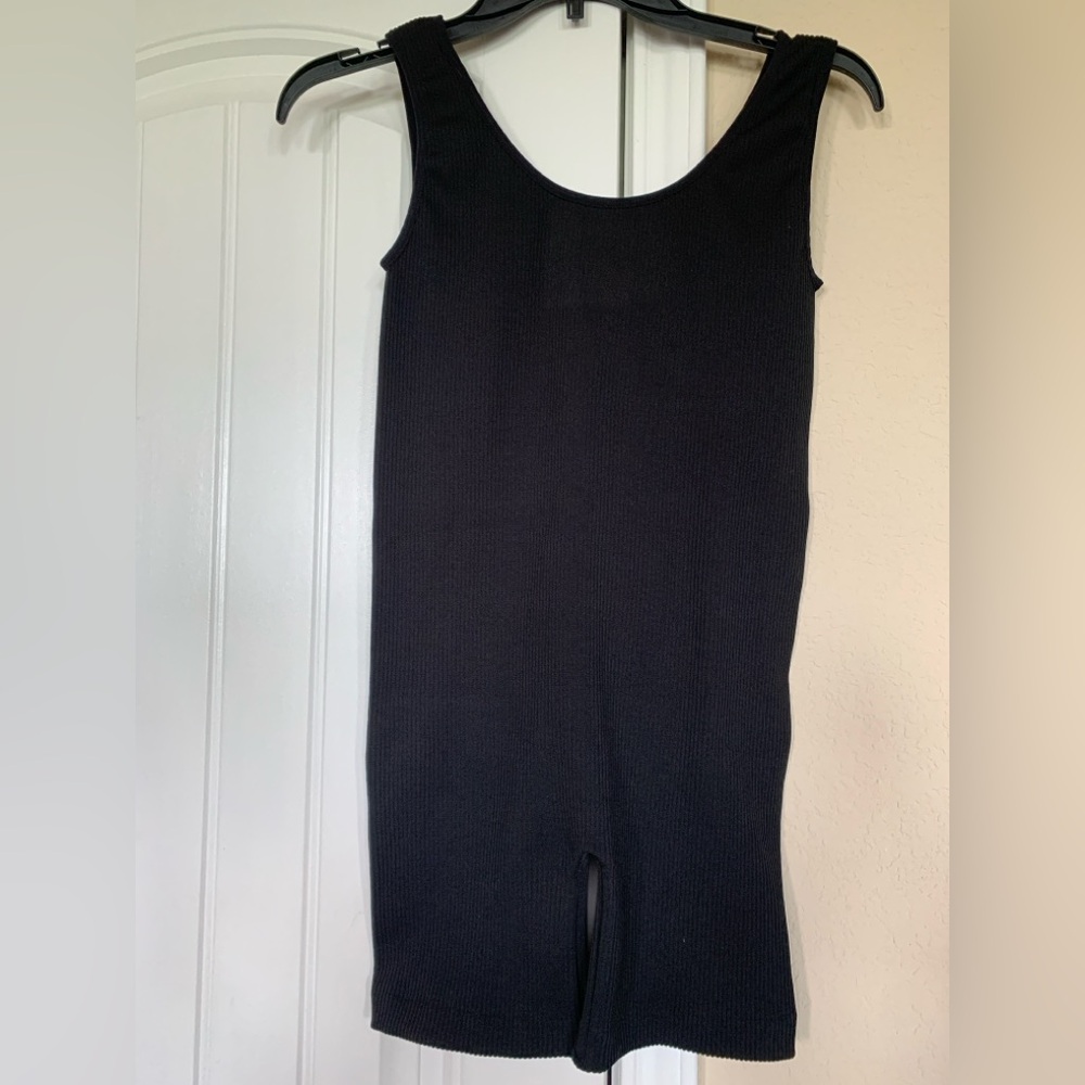Black Sleeveless Short Bodysuit